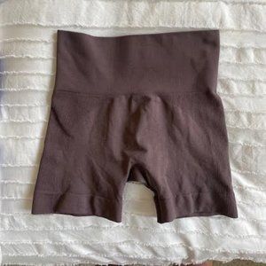 SET Active Sculptflex Bike Shorts, Pepper